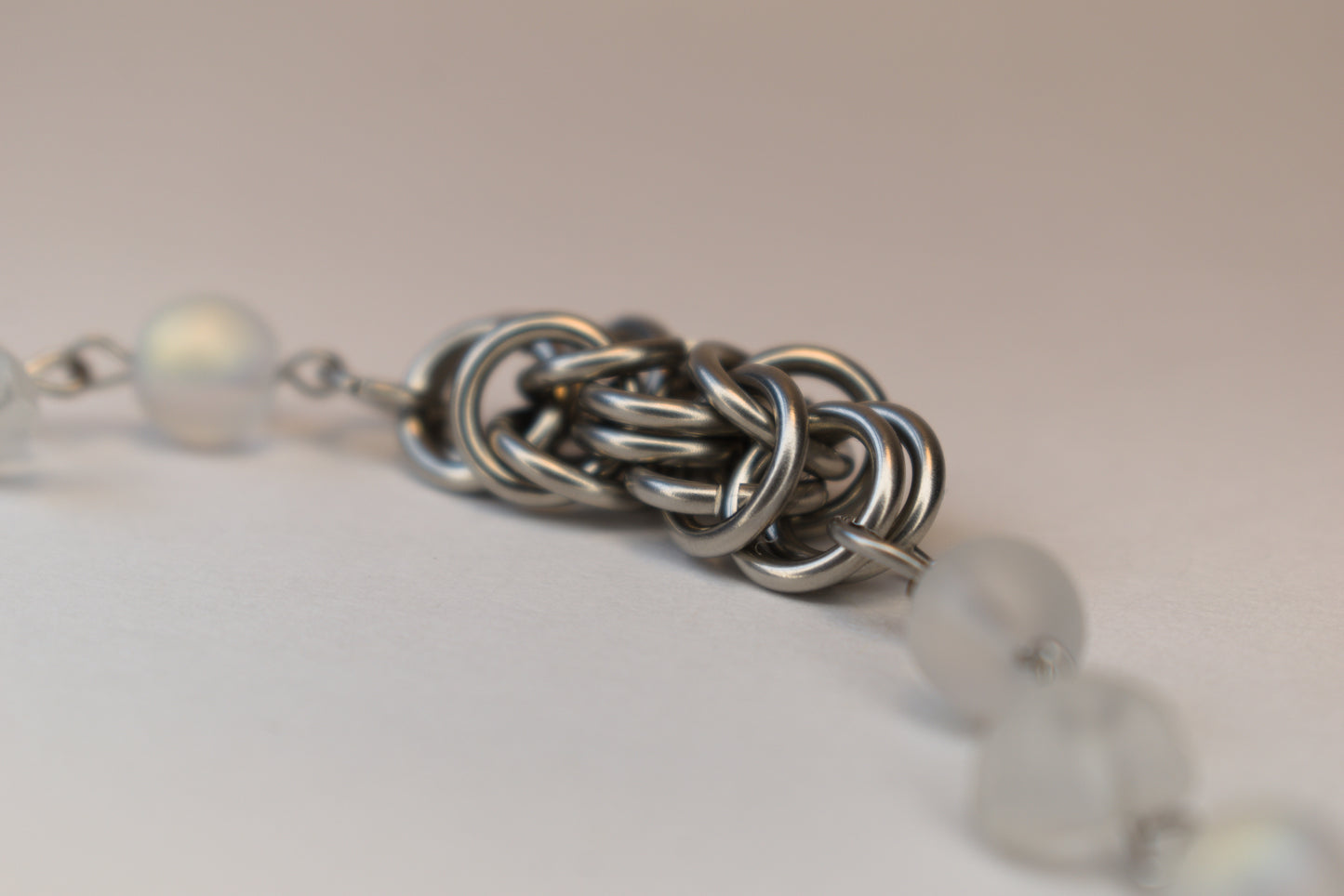 shimmer glasses chain