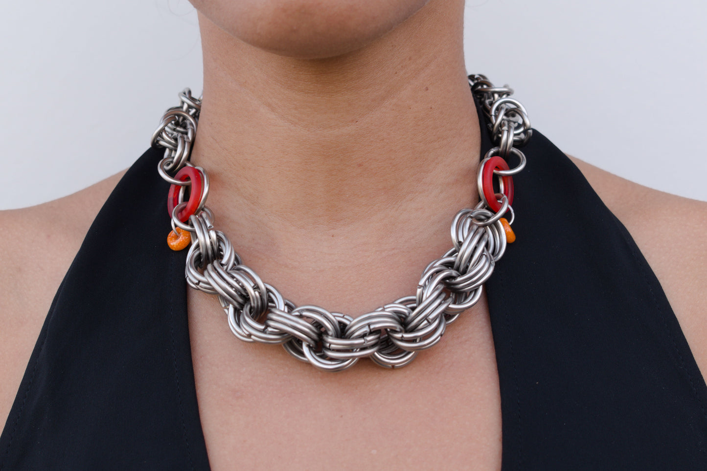 twist of orange necklace
