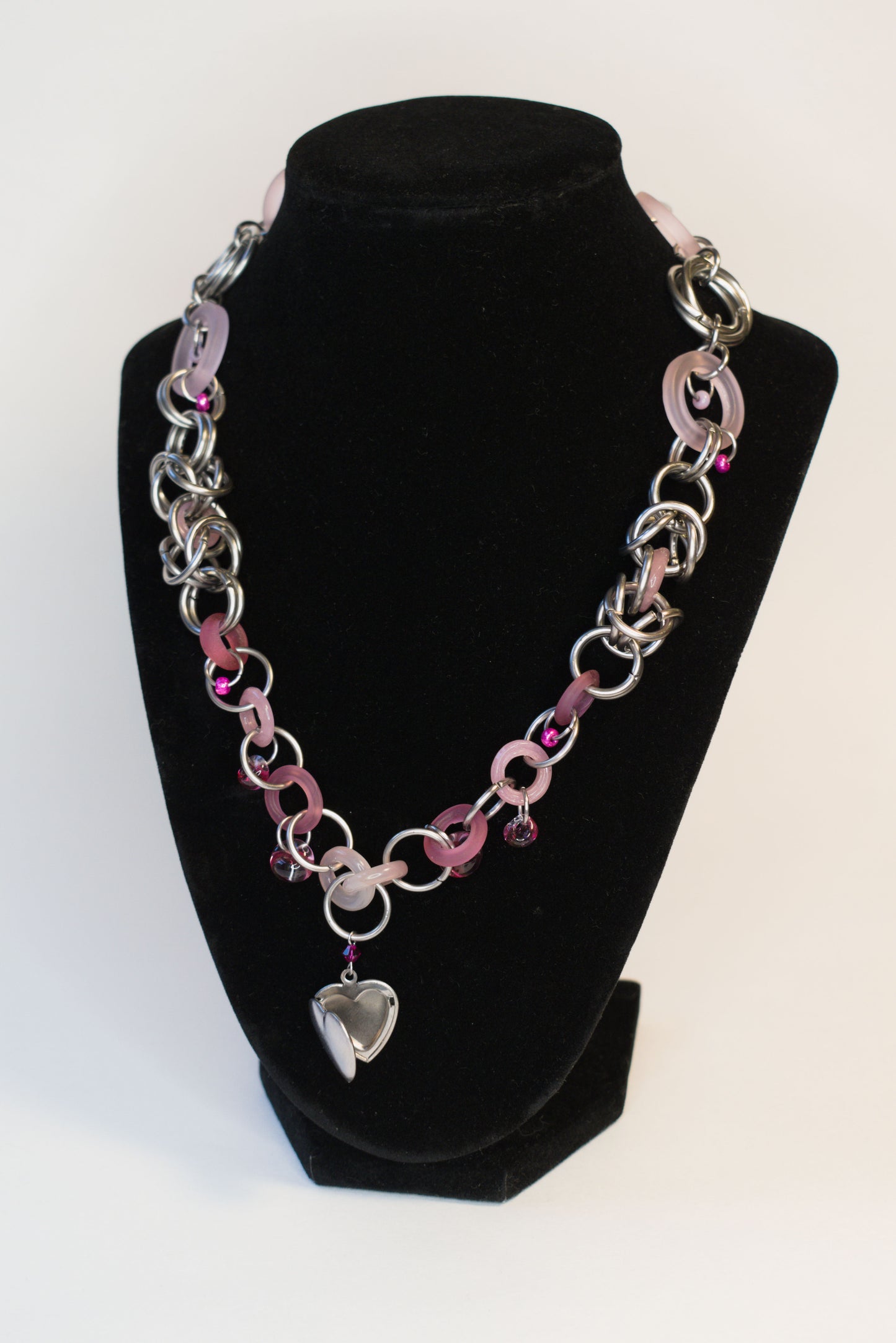 V20 -  Pink Princess Necklace