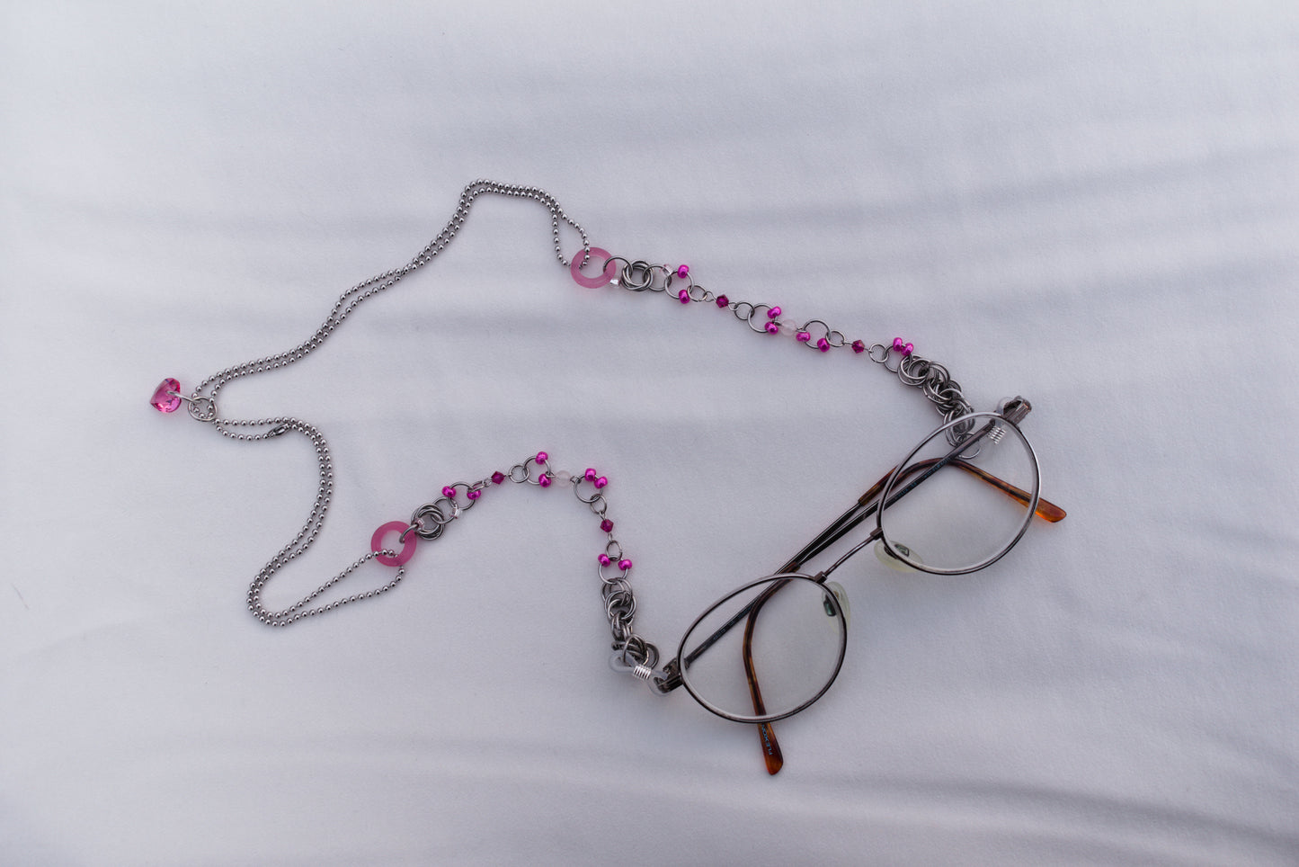 V31 - Pink Princess Glasses Chain